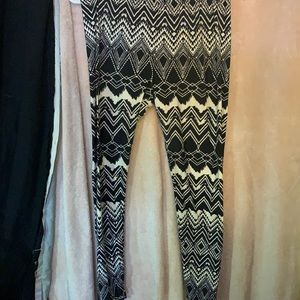 Pattern leggings Size XL